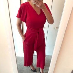 TAHARI Short Flutter Sleeve Red Knot Jumpsuit SIZE 2